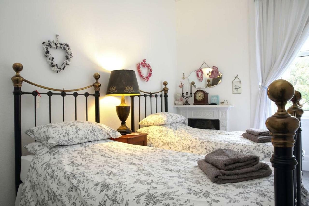 5 Star Beautiful & Vintage, Spacious Apt In Chic Location! Edynburg Zewnętrze zdjęcie